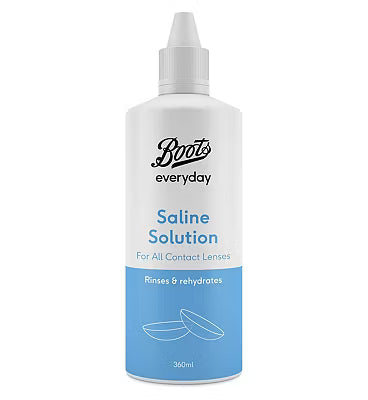 Saline contact lens solution